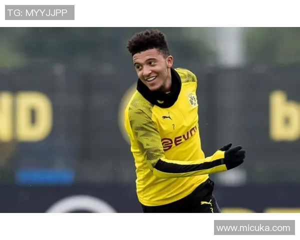 古铁雷斯的传奇人生与音乐旅程:从街头艺人到全球巨星的蜕变之路